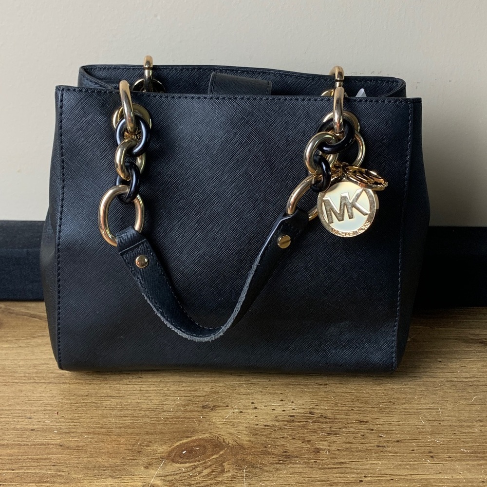 Michael Kors Cynthia Satchel Saffiano Leather Handbag Tote Black